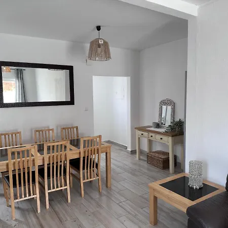 Casa Maria Joao Lagos